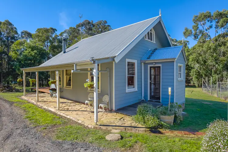 250 Scobles Road, Drummond VIC 3461