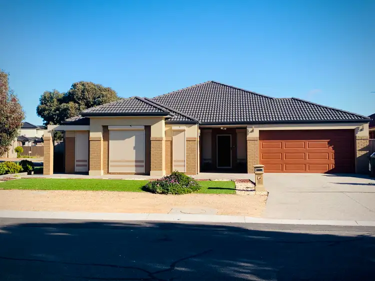Main view of Homely house listing, 6 Currumbin Link, Craigieburn VIC 3064