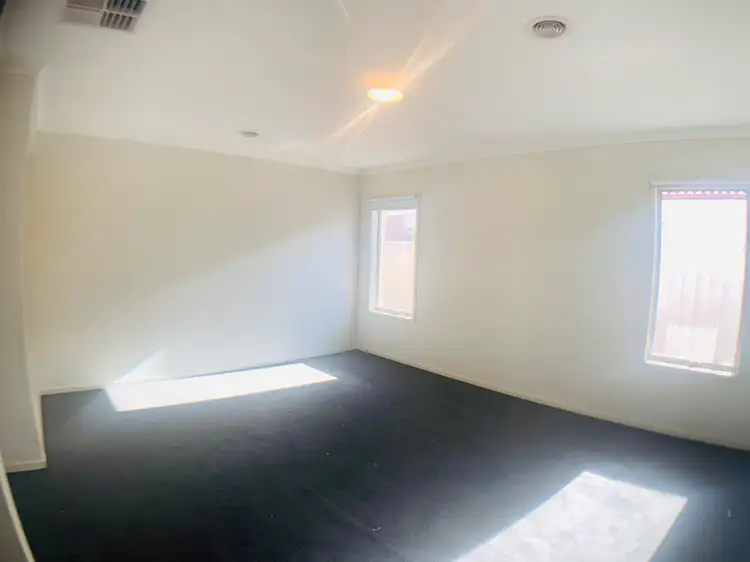 Fourth view of Homely house listing, 6 Currumbin Link, Craigieburn VIC 3064