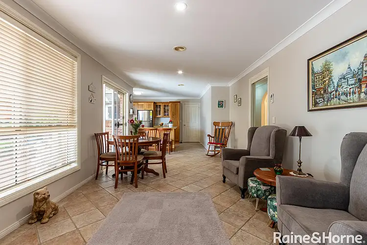 Second view of Homely house listing, 7 Maple Close, Kelso NSW 2795