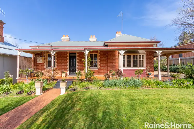 246 Keppel Street, Bathurst NSW 2795