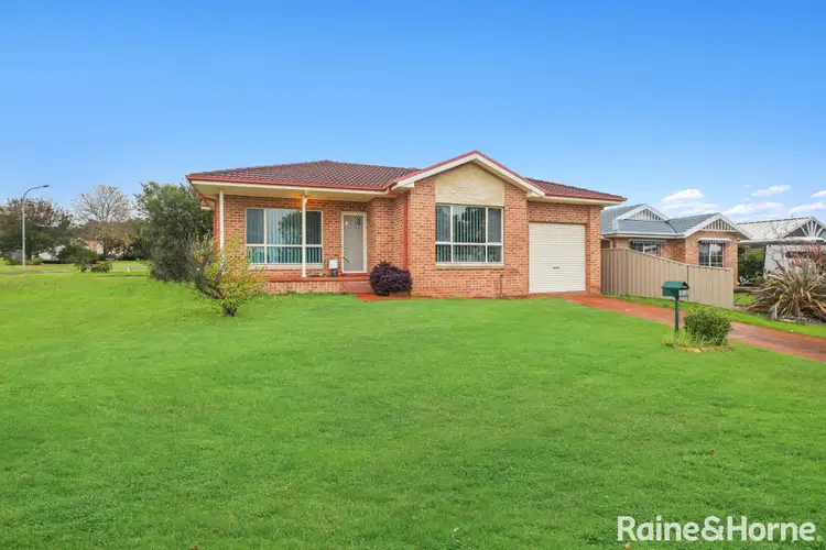 1/8 Flanagan Court