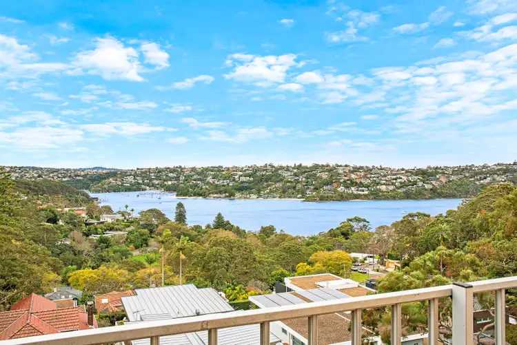 14 Warringah Road