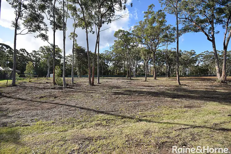 11 Hickory Crescent, Bangalee NSW 2541