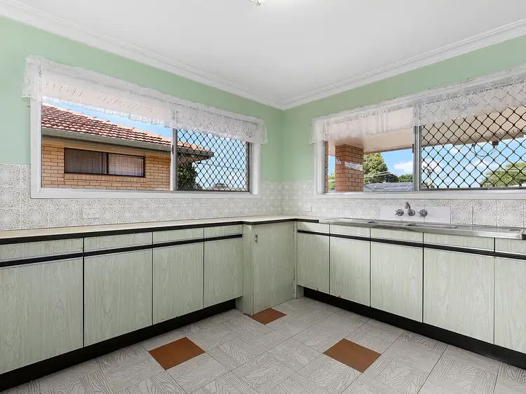Fourth view of Homely house listing, 15 Epsom Street, Macgregor QLD 4109