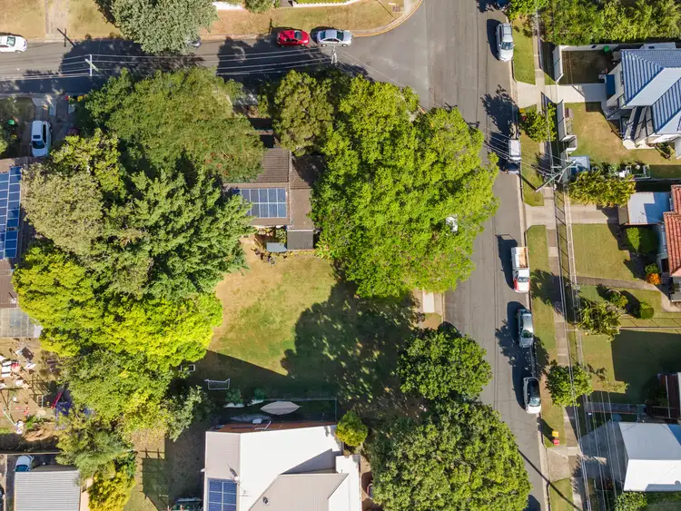 Sixth view of Homely house listing, 2 Leeton Street, Carina QLD 4152