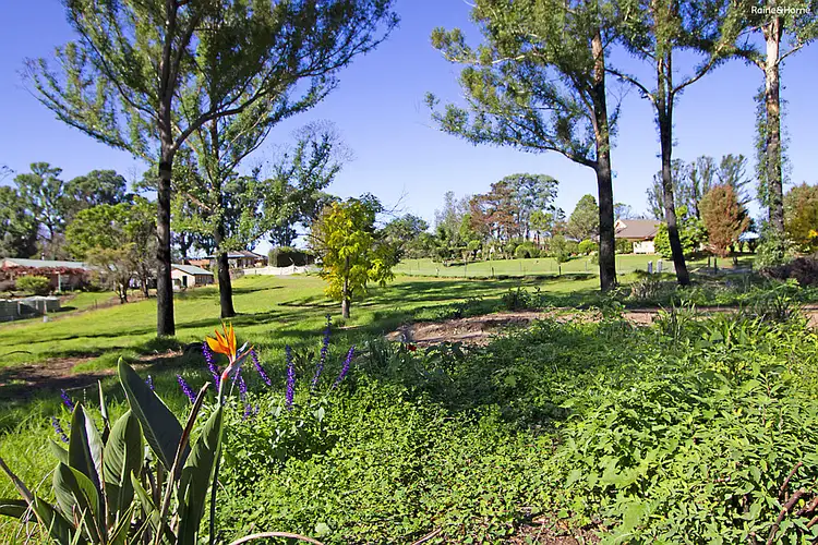 14 Silverdell Place, Surf Beach NSW 2536