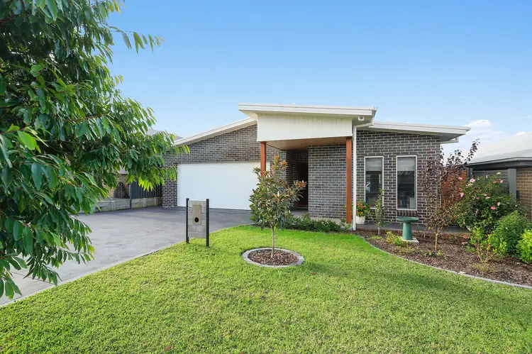 6 Trawler Street, Vincentia NSW 2540