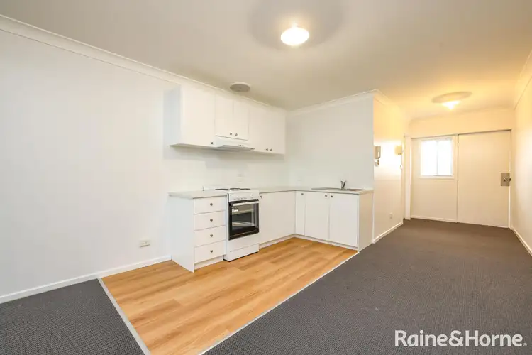 Fourth view of Homely unit listing, 10/62 George St, Bathurst NSW 2795