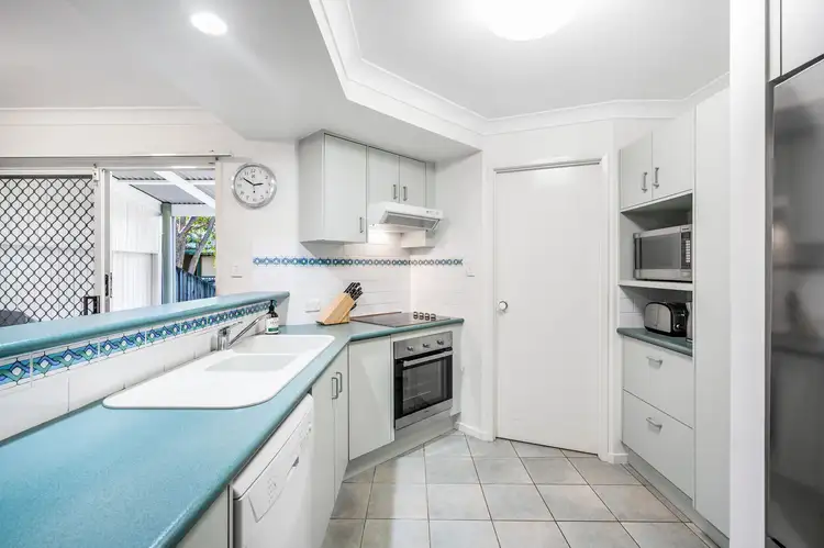 Fourth view of Homely townhouse listing, 9/16 Hill Crescent, Carina Heights QLD 4152