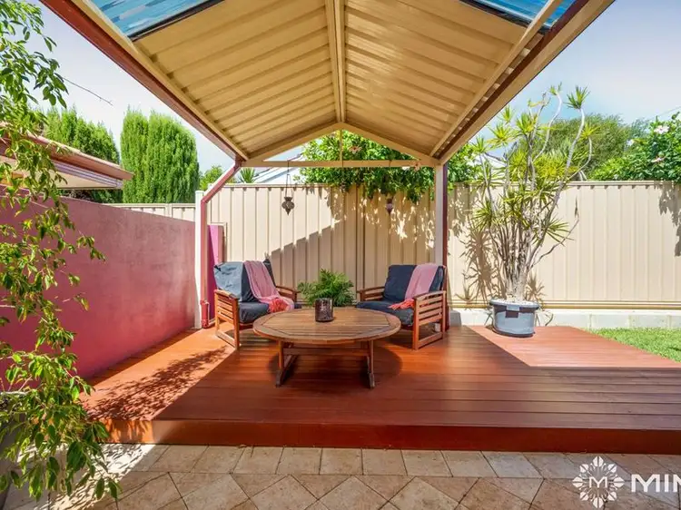 1/185 Kitchener Road, Alfred Cove WA 6154