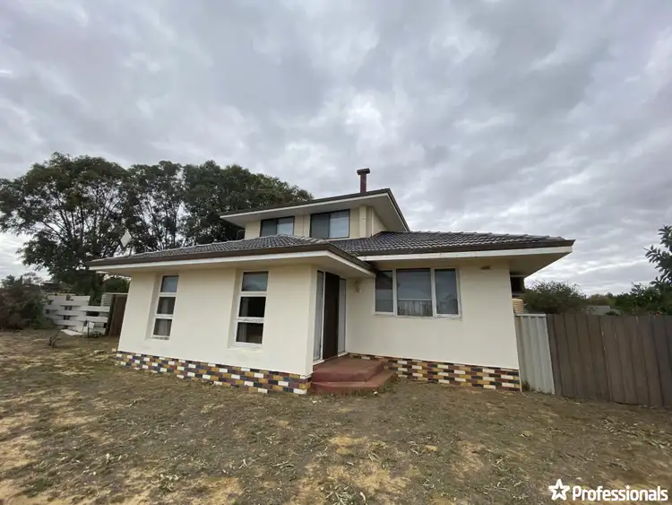 Second view of Homely house listing, 2 Stephen Road, Waggrakine WA 6530