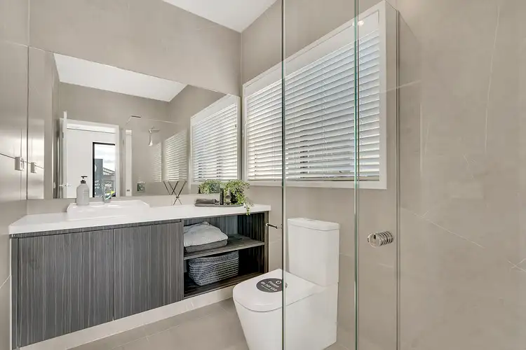 Sixth view of Homely house listing, 27 Whitfield Crescent, Craigieburn VIC 3064