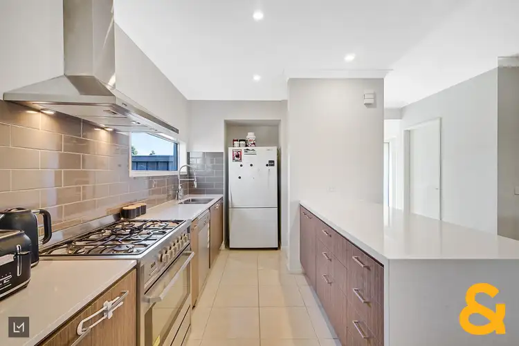Sixth view of Homely house listing, 89 Eliburn Drive, Cranbourne East VIC 3977