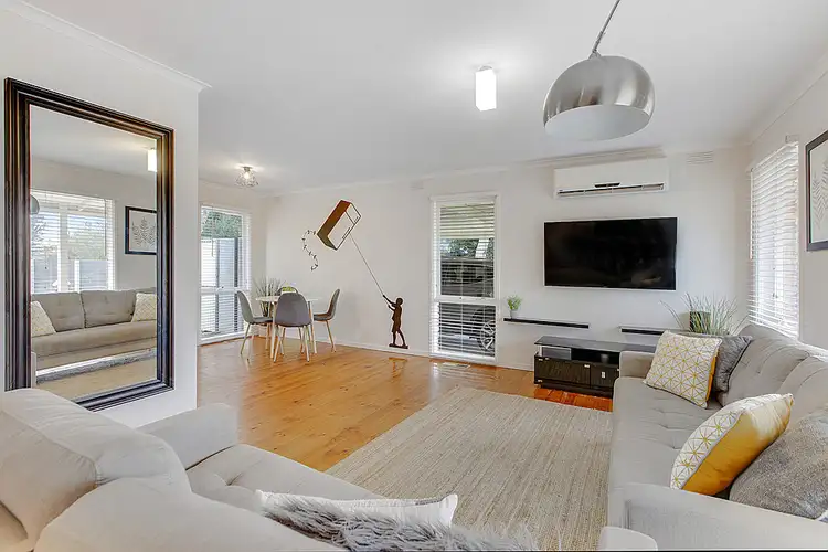 Fourth view of Homely house listing, 2 Wakool Close, Frankston VIC 3199