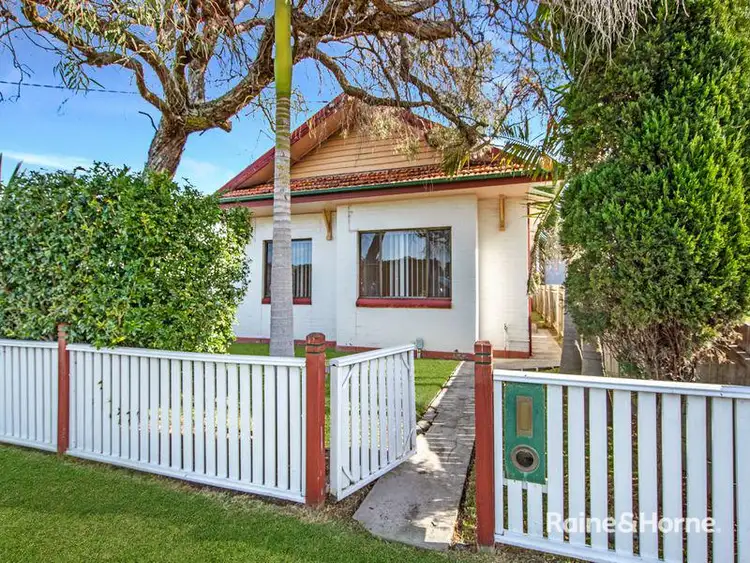 50 KINGS ROAD, New Lambton NSW 2305
