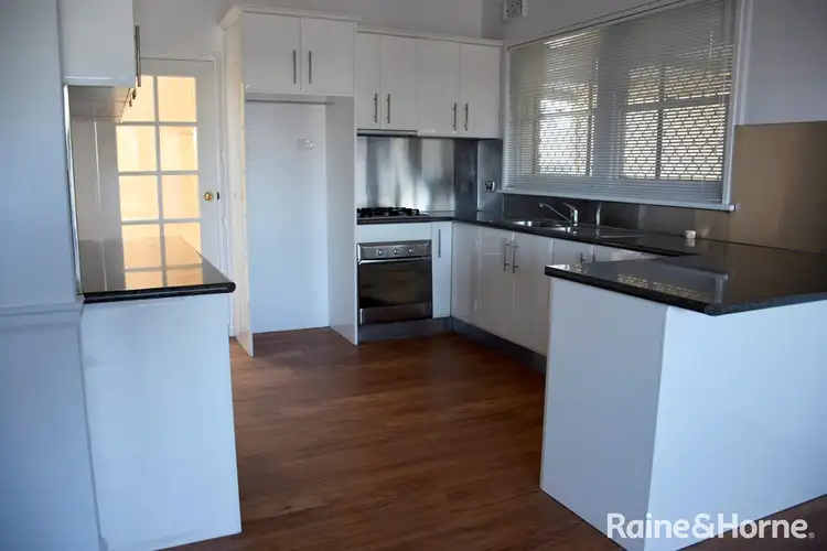 Fourth view of Homely apartment listing, 5/53 Fernleigh Road, Turvey Park NSW 2650