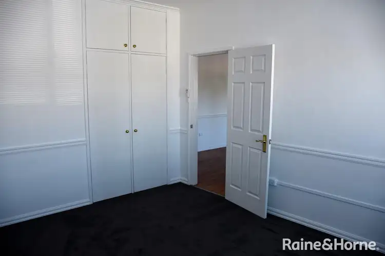 Fifth view of Homely apartment listing, 5/53 Fernleigh Road, Turvey Park NSW 2650