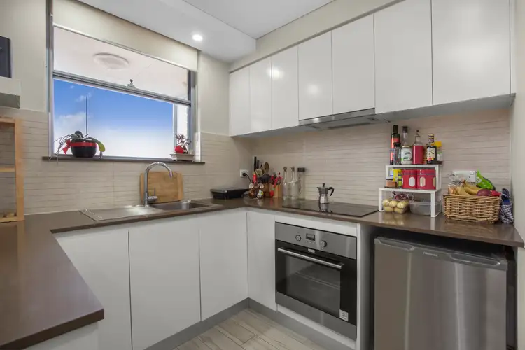 212-218 Bondi Road