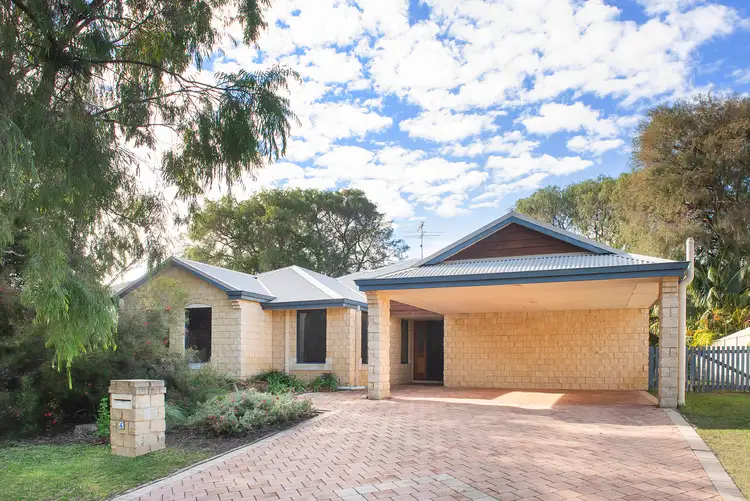 4 Deacon Walk, West Busselton WA 6280