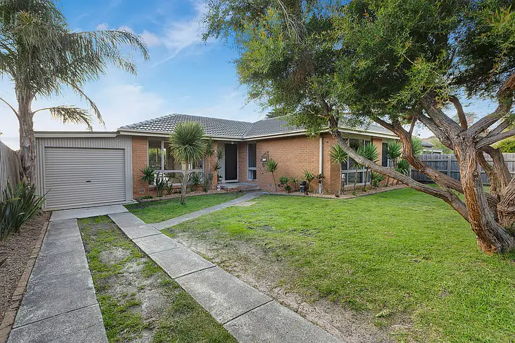 Second view of Homely house listing, 2 Acton Close, Frankston VIC 3199