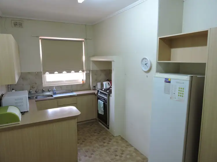 Fifth view of Homely house listing, 5 Montgomery Avenue, Murray Bridge SA 5253
