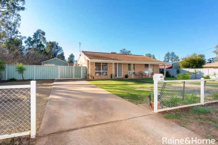 127 Mirrool Street, Coolamon NSW 2701
