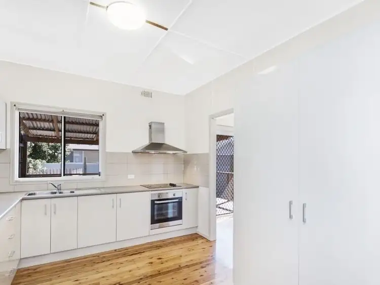 18 Fravent Street, Toukley NSW 2263