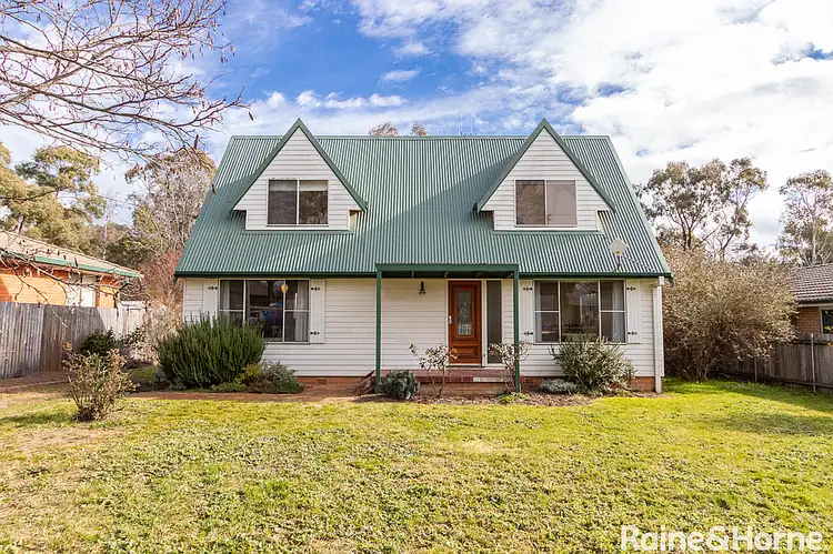 13 Rockley Street, Perthville NSW 2795