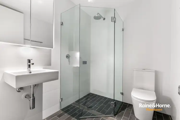 Fifth view of Homely apartment listing, 2/4-8 Bridge Road, Glebe NSW 2037