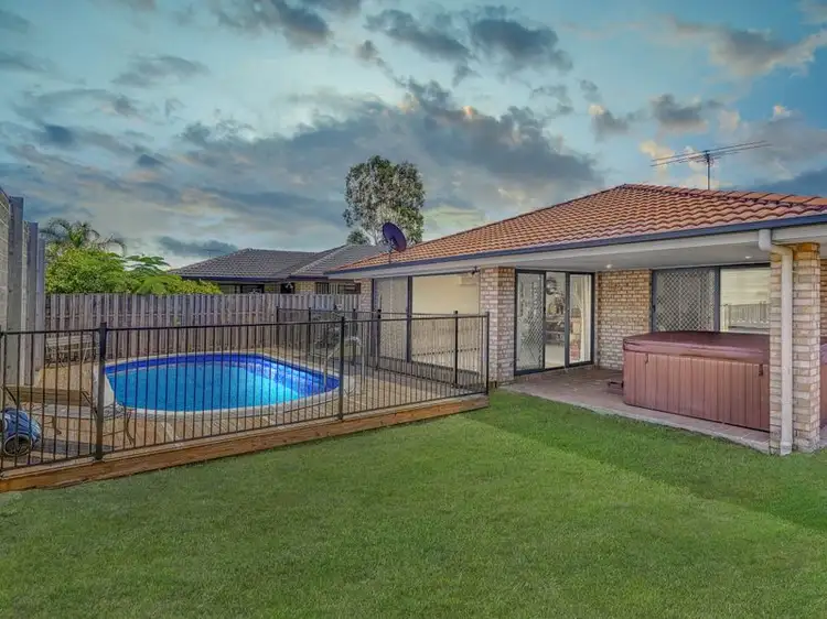 10 Goongarrie Crescent, Parkinson QLD 4115