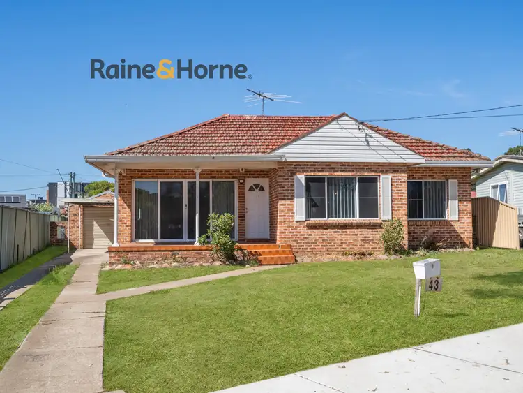 43 Mayberry Crescent, Liverpool NSW 2170