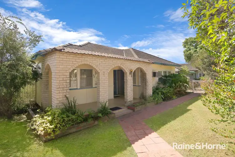 33 Cutler Avenue, St Marys NSW 2760