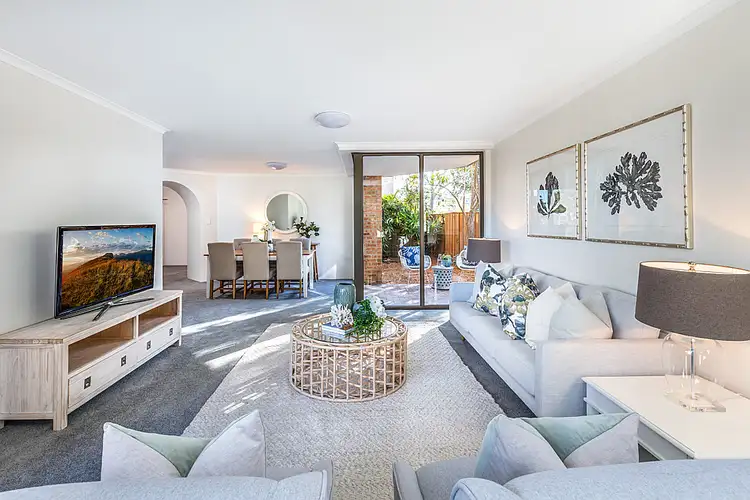 Main view of Homely apartment listing, 2/7 Highview Avenue, Neutral Bay NSW 2089