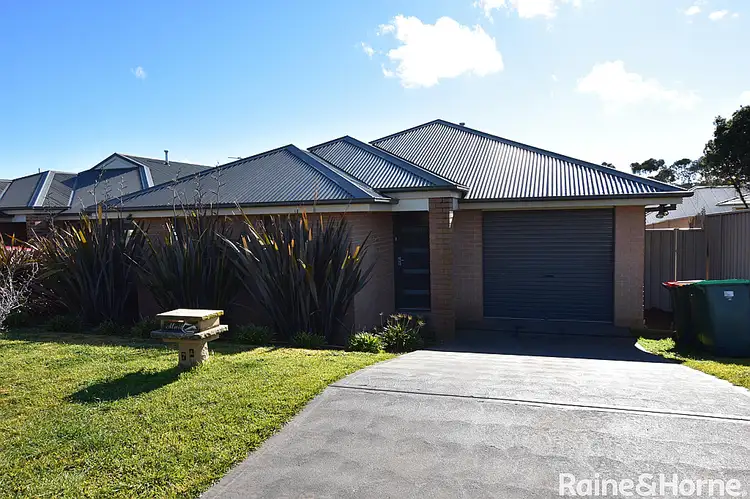 7a Romano Drive, Orange NSW 2800