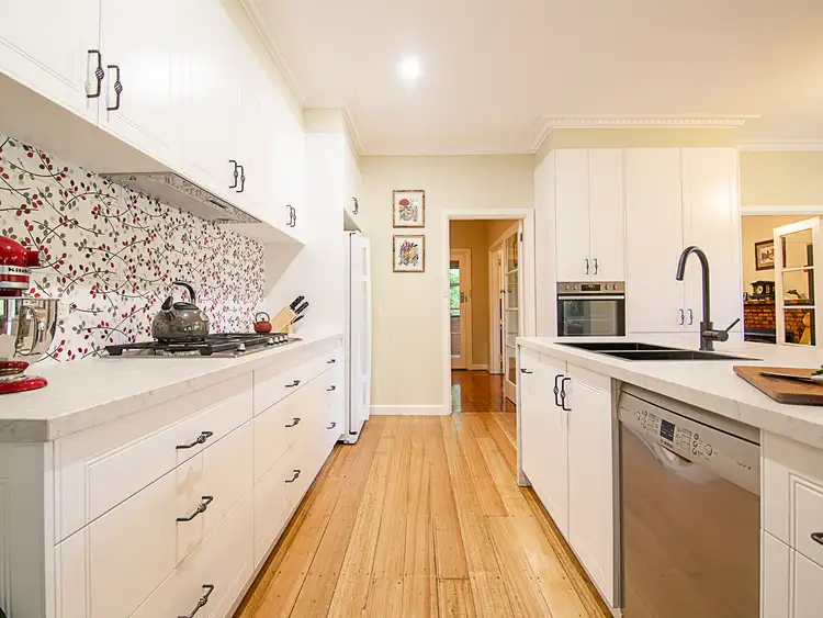 Fifth view of Homely house listing, 402 Don Road, Badger Creek VIC 3777