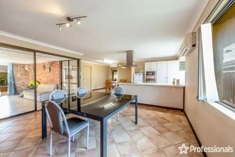 Fifth view of Homely house listing, 4 Queenscliff Close, Tarcoola Beach WA 6530