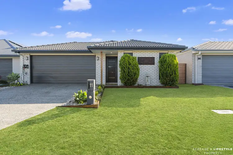 11 Grasstree Place, Ningi QLD 4511