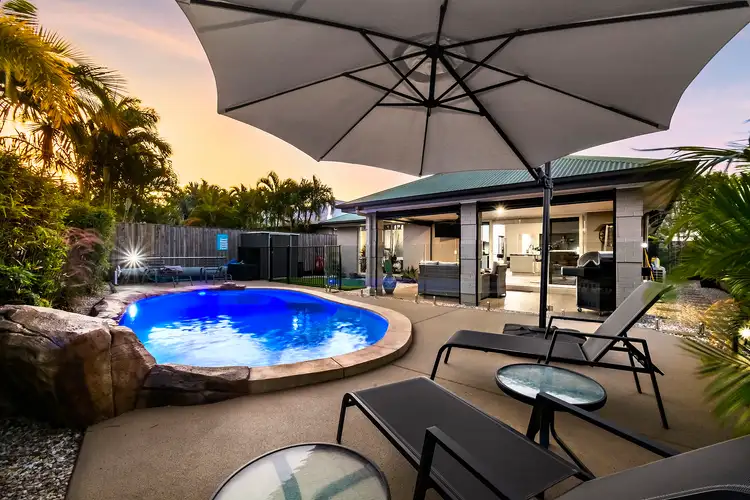 4 Kialoa Lane, Coomera Waters QLD 4209