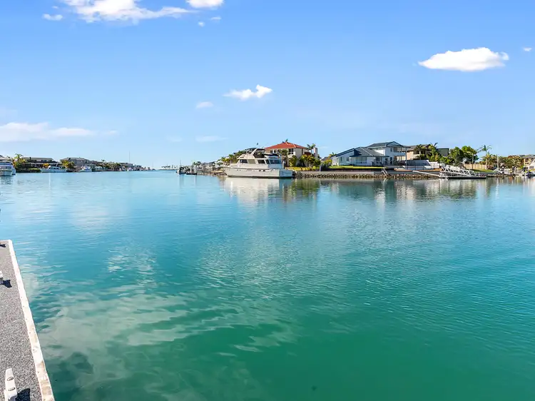 13 Sternlight Court, Raby Bay QLD 4163
