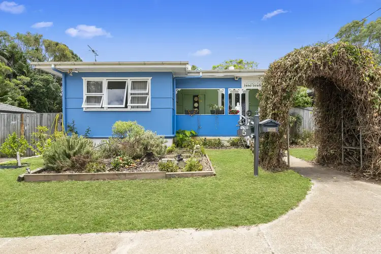 5 Elizabeth Street, Beachmere QLD 4510