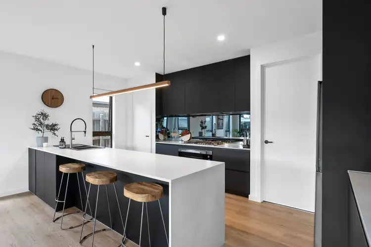 Fourth view of Homely house listing, 2/29 Hope Street, Rosebud VIC 3939