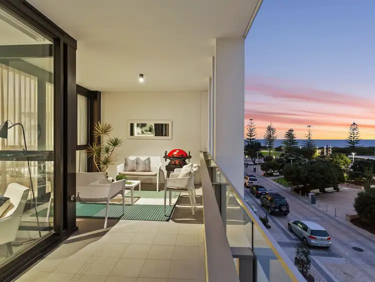 306/15 Freeman Loop, North Fremantle WA 6159