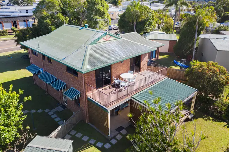 Fifth view of Homely unit listing, Unit 2/7-9 Gympie Road, Tin Can Bay QLD 4580