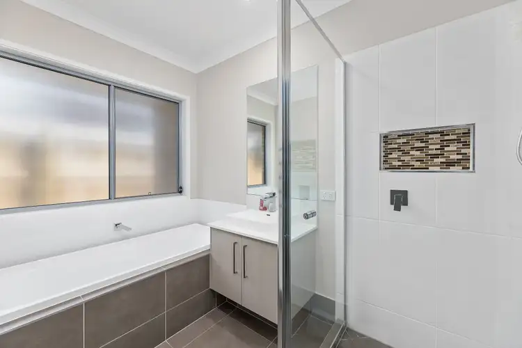 Sixth view of Homely house listing, 10 Tamborine Street, South Ripley QLD 4306