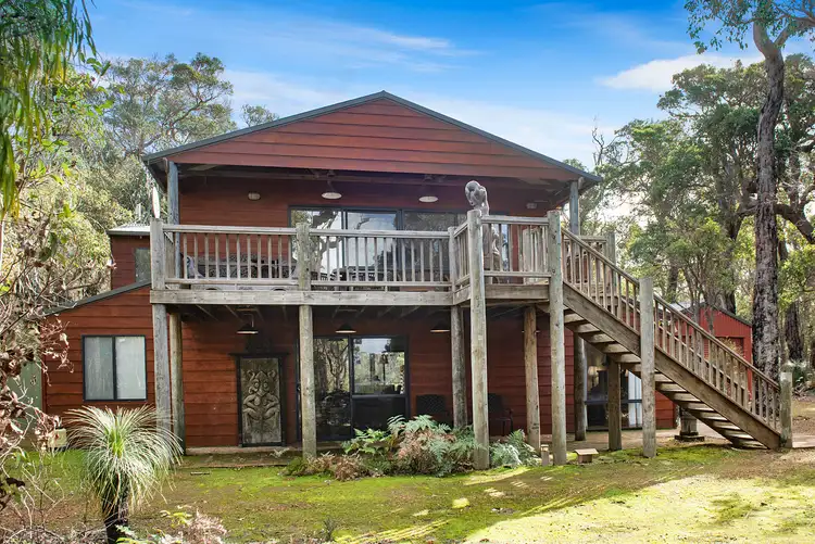 17 Clements Crescent, Molloy Island WA 6290
