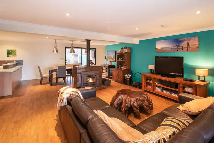 Fourth view of Homely house listing, 17 Clements Crescent, Molloy Island WA 6290
