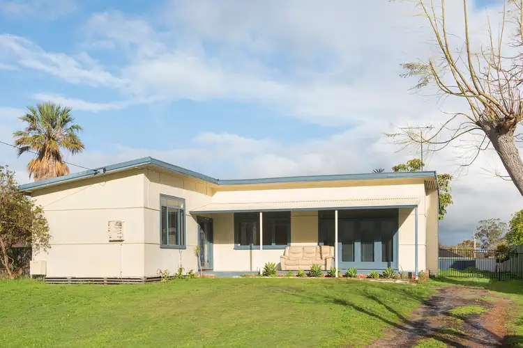 72 Fairbairn Road, Busselton WA 6280