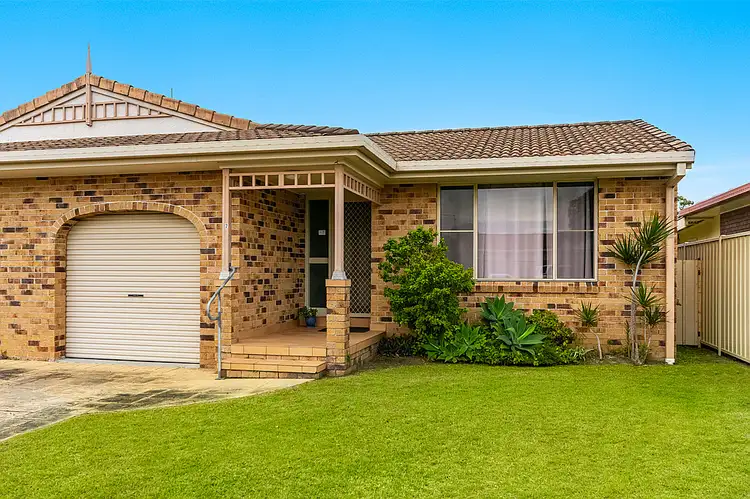 2/15 Ficus Close, Yamba NSW 2464
