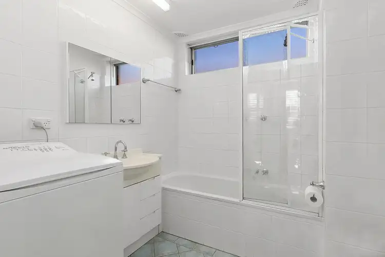 Fourth view of Homely unit listing, 4/24 Barry Street, Neutral Bay NSW 2089